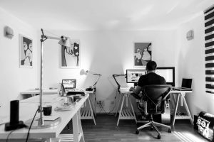 Competição e plataformas de trabalho freelancer